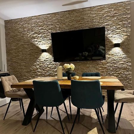 3 Raum City-Apartment - 5Min Zum Hbf Grupello-1 Düsseldorf Esterno foto