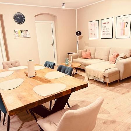 3 Raum City-Apartment - 5Min Zum Hbf Grupello-1 Düsseldorf Esterno foto