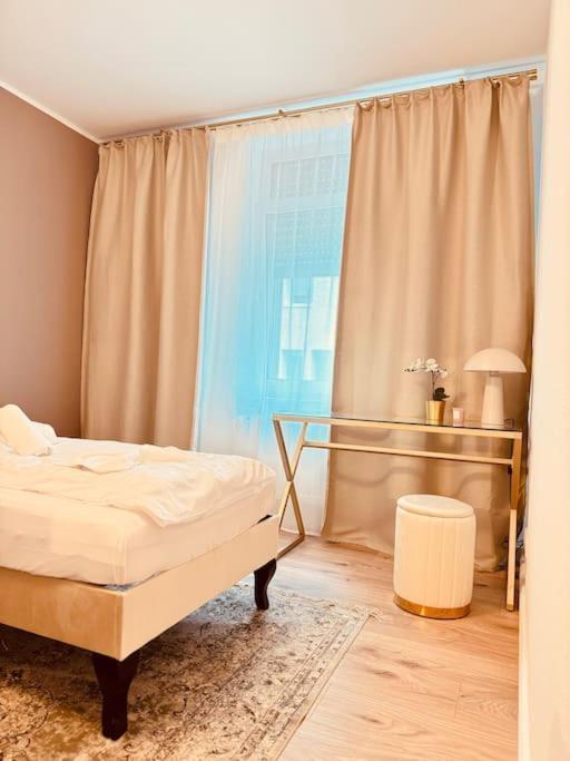 3 Raum City-Apartment - 5Min Zum Hbf Grupello-1 Düsseldorf Esterno foto