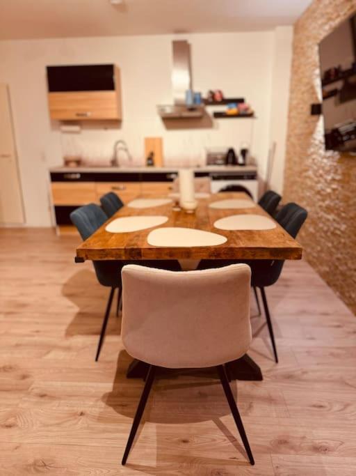 3 Raum City-Apartment - 5Min Zum Hbf Grupello-1 Düsseldorf Esterno foto